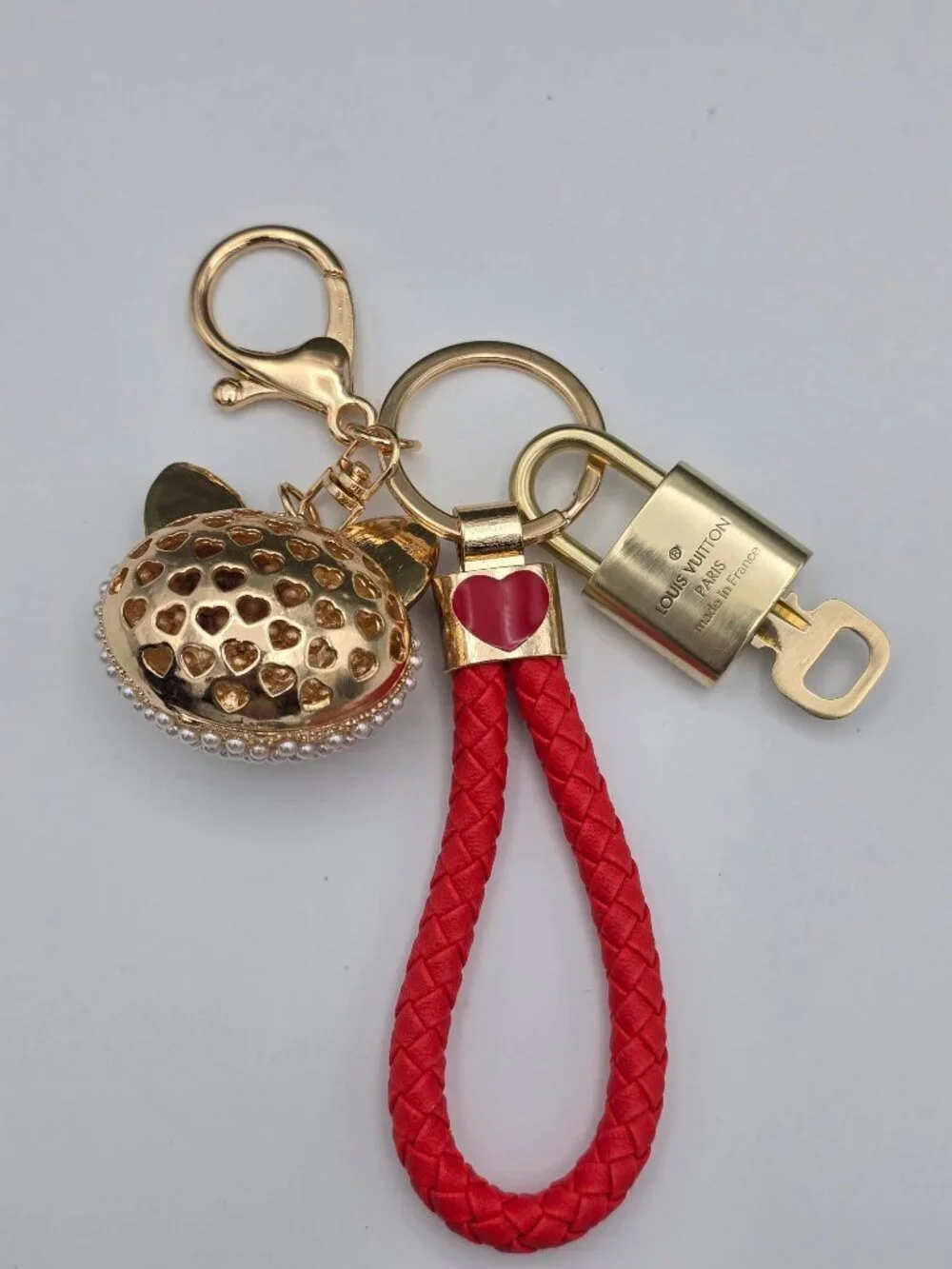 LV Gold Padlock 🔑 Authentic Louis Vuitton Charm + Unbranded Fox Head Keychain - Picture 3 of 11